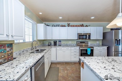 Distinctive 3 bed/3 bath home in the Coyote Wash Golf Course on The Links At Coyote Wash in Arizona - for sale on GolfHomes.com, golf home, golf lot