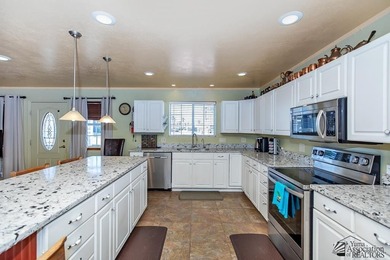 Distinctive 3 bed/3 bath home in the Coyote Wash Golf Course on The Links At Coyote Wash in Arizona - for sale on GolfHomes.com, golf home, golf lot