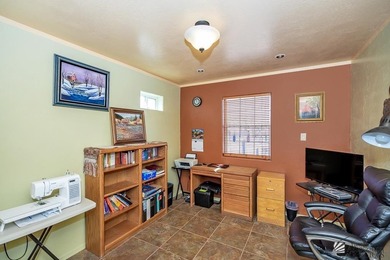 Distinctive 3 bed/3 bath home in the Coyote Wash Golf Course on The Links At Coyote Wash in Arizona - for sale on GolfHomes.com, golf home, golf lot