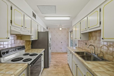 Street facing 2 bed/2 bath Patio Home in a  fantastic location on Sun City-Willow Creek / Willow Brook  in Arizona - for sale on GolfHomes.com, golf home, golf lot