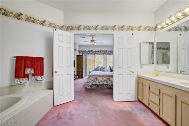 Welcome to this single story home nestled in the highly on  in Nevada - for sale on GolfHomes.com, golf home, golf lot