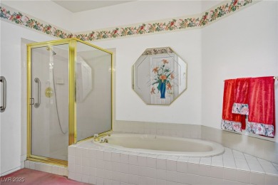 Welcome to this single story home nestled in the highly on  in Nevada - for sale on GolfHomes.com, golf home, golf lot