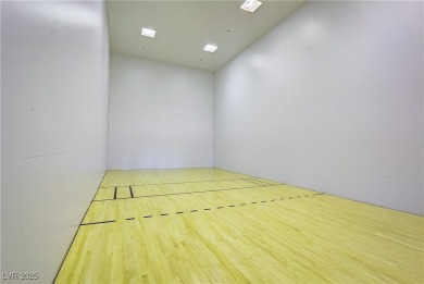 Welcome to this single story home nestled in the highly on  in Nevada - for sale on GolfHomes.com, golf home, golf lot