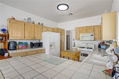 Welcome to this single story home nestled in the highly on  in Nevada - for sale on GolfHomes.com, golf home, golf lot