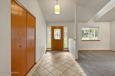 This beautifully maintained, single-level home offers a on Twin Lakes Village Golf Course in Idaho - for sale on GolfHomes.com, golf home, golf lot