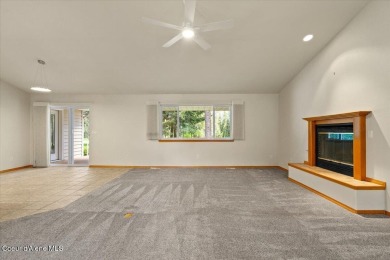 This beautifully maintained, single-level home offers a on Twin Lakes Village Golf Course in Idaho - for sale on GolfHomes.com, golf home, golf lot