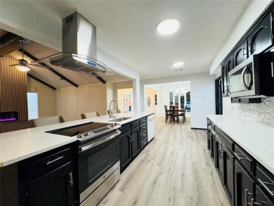 Over 2,600SF Single Story Home with 4 Bedrooms, 3 Bathrooms, 2 on Lake Arlington Golf Course in Texas - for sale on GolfHomes.com, golf home, golf lot
