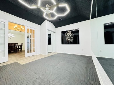 Over 2,600SF Single Story Home with 4 Bedrooms, 3 Bathrooms, 2 on Lake Arlington Golf Course in Texas - for sale on GolfHomes.com, golf home, golf lot