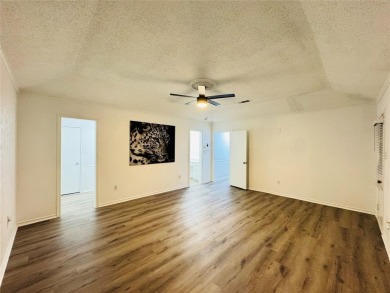 Over 2,600SF Single Story Home with 4 Bedrooms, 3 Bathrooms, 2 on Lake Arlington Golf Course in Texas - for sale on GolfHomes.com, golf home, golf lot