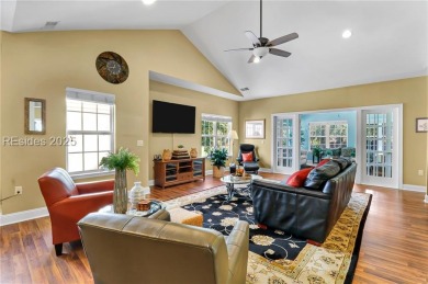 Beautifully renovated & fully furnished 3BR/3BA condo offers the on Shipyard Golf Club in South Carolina - for sale on GolfHomes.com, golf home, golf lot