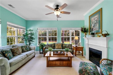 Beautifully renovated & fully furnished 3BR/3BA condo offers the on Shipyard Golf Club in South Carolina - for sale on GolfHomes.com, golf home, golf lot