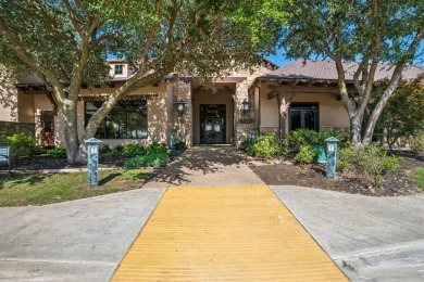 This delightful 2-bedroom home with a study and 2.5 baths is on Wildhorse Golf Club of Robson Ranch in Texas - for sale on GolfHomes.com, golf home, golf lot