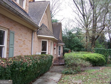 Need some room this is it !!! 5 Bdrm 3 Bth all Brick home. Huge on Landings Golf Club in Georgia - for sale on GolfHomes.com, golf home, golf lot