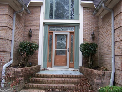Need some room this is it !!! 5 Bdrm 3 Bth all Brick home. Huge on Landings Golf Club in Georgia - for sale on GolfHomes.com, golf home, golf lot
