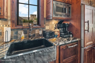 PREMIUM GOLF COTTAGE AT PRESTIGIOUS BLACK ROCK. Privately on The Golf Club at Black Rock in Idaho - for sale on GolfHomes.com, golf home, golf lot