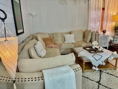 BEAUTIFUL ONE-BEDROOM VILLA IN THE WORLD-RENOWNED SADDLEBROOK on Saddlebrook Golf and Country Club in Florida - for sale on GolfHomes.com, golf home, golf lot