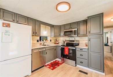 Come see this remarkable home in Betmar, a sought-after 55+ on Betmar Acres Golf Club in Florida - for sale on GolfHomes.com, golf home, golf lot