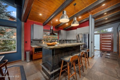 Modern Elegance Meets Golf Course Living on Avondale Loop

Step on Avondale Golf and Tennis Club in Idaho - for sale on GolfHomes.com, golf home, golf lot