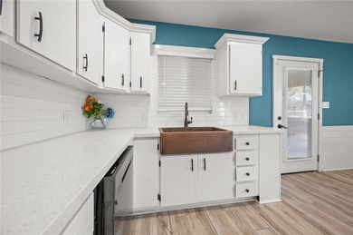 If you've been dreaming about living on the golf course with on Chaparral Golf and Country Club in Arizona - for sale on GolfHomes.com, golf home, golf lot