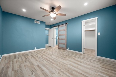 If you've been dreaming about living on the golf course with on Chaparral Golf and Country Club in Arizona - for sale on GolfHomes.com, golf home, golf lot