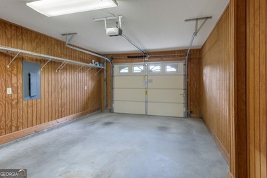 THIS IMMACULATE, MOVE-IN READY 3 BEDROOM ATTACHED HOME SITS ON A on Laurel Island Links in Georgia - for sale on GolfHomes.com, golf home, golf lot