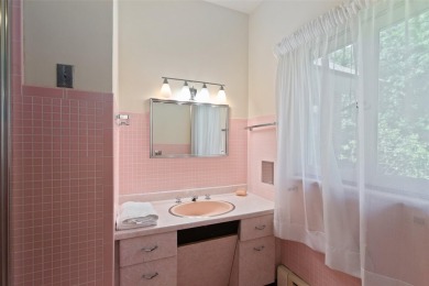 BOAT o SWIM o FISH o TENNIS o GOLF -- Experience the ultimate on Mahopac Golf Club in New York - for sale on GolfHomes.com, golf home, golf lot