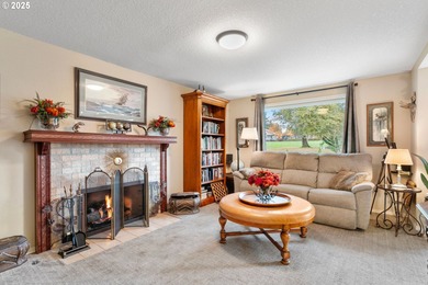 A rare find in Fairway Village! This beautiful home offers on Fairway Village Golf and Country Club in Washington - for sale on GolfHomes.com, golf home, golf lot