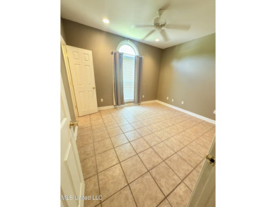 A charming abode at 131 St. James: located in the highly on Grenada Country Club in Mississippi - for sale on GolfHomes.com, golf home, golf lot