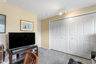 A rare find in Fairway Village! This beautiful home offers on Fairway Village Golf and Country Club in Washington - for sale on GolfHomes.com, golf home, golf lot