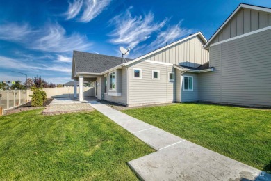 Like new 2+ year old home designed for Kitchen & Garage Lovers! on River Birch Golf Course in Idaho - for sale on GolfHomes.com, golf home, golf lot