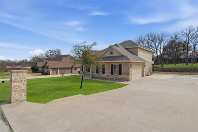 Wow...........MOVE IN READY UPDATED 4 3 2 on a large .39 acre on Pecan Plantation Country Club in Texas - for sale on GolfHomes.com, golf home, golf lot