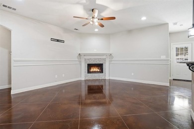 Wow...........MOVE IN READY UPDATED 4 3 2 on a large .39 acre on Pecan Plantation Country Club in Texas - for sale on GolfHomes.com, golf home, golf lot