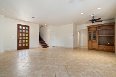 *Fabulous Tropical Oasis!* This gorgeous pool & hot tub with on Rockport Country Club in Texas - for sale on GolfHomes.com, golf home, golf lot