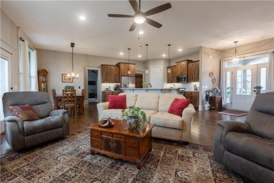TRUE RANCH  LIVE ON ONE LEVEL! Former MODEL HOME: Oak hardwood on Paradise Pointe Golf Complex in Missouri - for sale on GolfHomes.com, golf home, golf lot