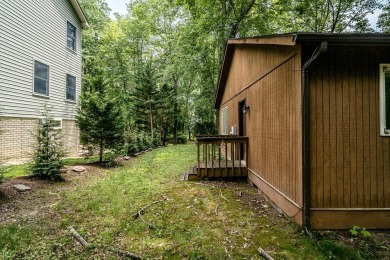 Investors and DIYers this one is for you!! Located in on Woodstone Meadows Golf Course At Massanutten in Virginia - for sale on GolfHomes.com, golf home, golf lot
