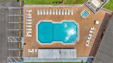 The best of both worlds, this sweet villa is easy to maintain on Sandpiper Golf Club in Florida - for sale on GolfHomes.com, golf home, golf lot