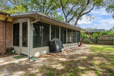 Welcome home to this beautiful, brick single-story 4 bedroom/2 on Fort Walton Beach Golf Course in Florida - for sale on GolfHomes.com, golf home, golf lot