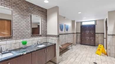 The best of both worlds, this sweet villa is easy to maintain on Sandpiper Golf Club in Florida - for sale on GolfHomes.com, golf home, golf lot