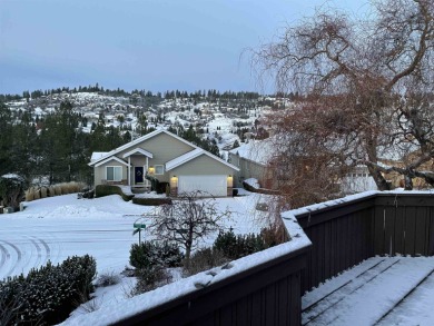 Discover peace, privacy, and panoramic beauty in this 3-bedroom on  in Washington - for sale on GolfHomes.com, golf home, golf lot