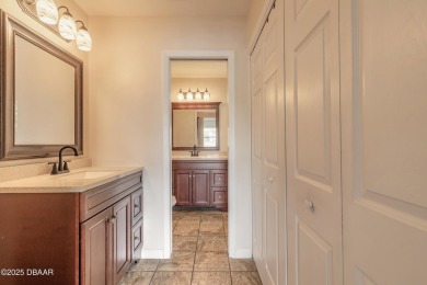DON'T MISS this Beautiful Renovated Single-Story Townhouse in on Spruce Creek Golf Club in Florida - for sale on GolfHomes.com, golf home, golf lot