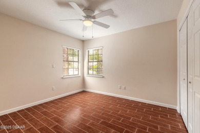 DON'T MISS this Beautiful Renovated Single-Story Townhouse in on Spruce Creek Golf Club in Florida - for sale on GolfHomes.com, golf home, golf lot