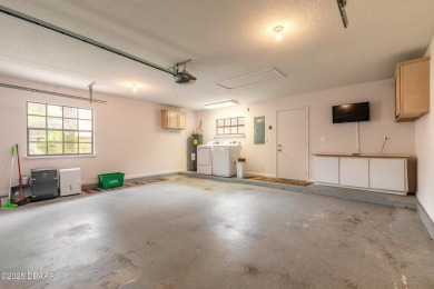 DON'T MISS this Beautiful Renovated Single-Story Townhouse in on Spruce Creek Golf Club in Florida - for sale on GolfHomes.com, golf home, golf lot