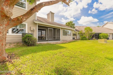 DON'T MISS this Beautiful Renovated Single-Story Townhouse in on Spruce Creek Golf Club in Florida - for sale on GolfHomes.com, golf home, golf lot
