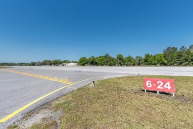 DON'T MISS this Beautiful Renovated Single-Story Townhouse in on Spruce Creek Golf Club in Florida - for sale on GolfHomes.com, golf home, golf lot