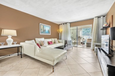 Updated and furnished 2 bed/2 bath unit. Open kitchen, shaker on Wynmoor Golf Course in Florida - for sale on GolfHomes.com, golf home, golf lot
