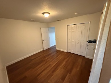 Spacious 3BR+sunroom, 2.5 Bathrooms home in the highly desirable on Chiefland Golf and Country Club in Florida - for sale on GolfHomes.com, golf home, golf lot