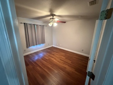 Spacious 3BR+sunroom, 2.5 Bathrooms home in the highly desirable on Chiefland Golf and Country Club in Florida - for sale on GolfHomes.com, golf home, golf lot