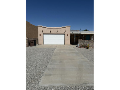 Oversize garage 12' X 30' is insulated, taped and textured with on Foothills Executive Golf Course in Arizona - for sale on GolfHomes.com, golf home, golf lot