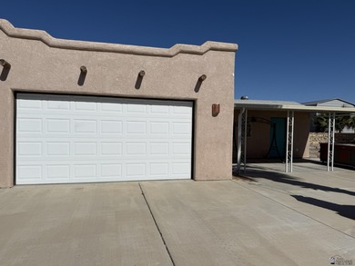 Oversize garage 12' X 30' is insulated, taped and textured with on Foothills Executive Golf Course in Arizona - for sale on GolfHomes.com, golf home, golf lot