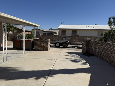Oversize garage 12' X 30' is insulated, taped and textured with on Foothills Executive Golf Course in Arizona - for sale on GolfHomes.com, golf home, golf lot